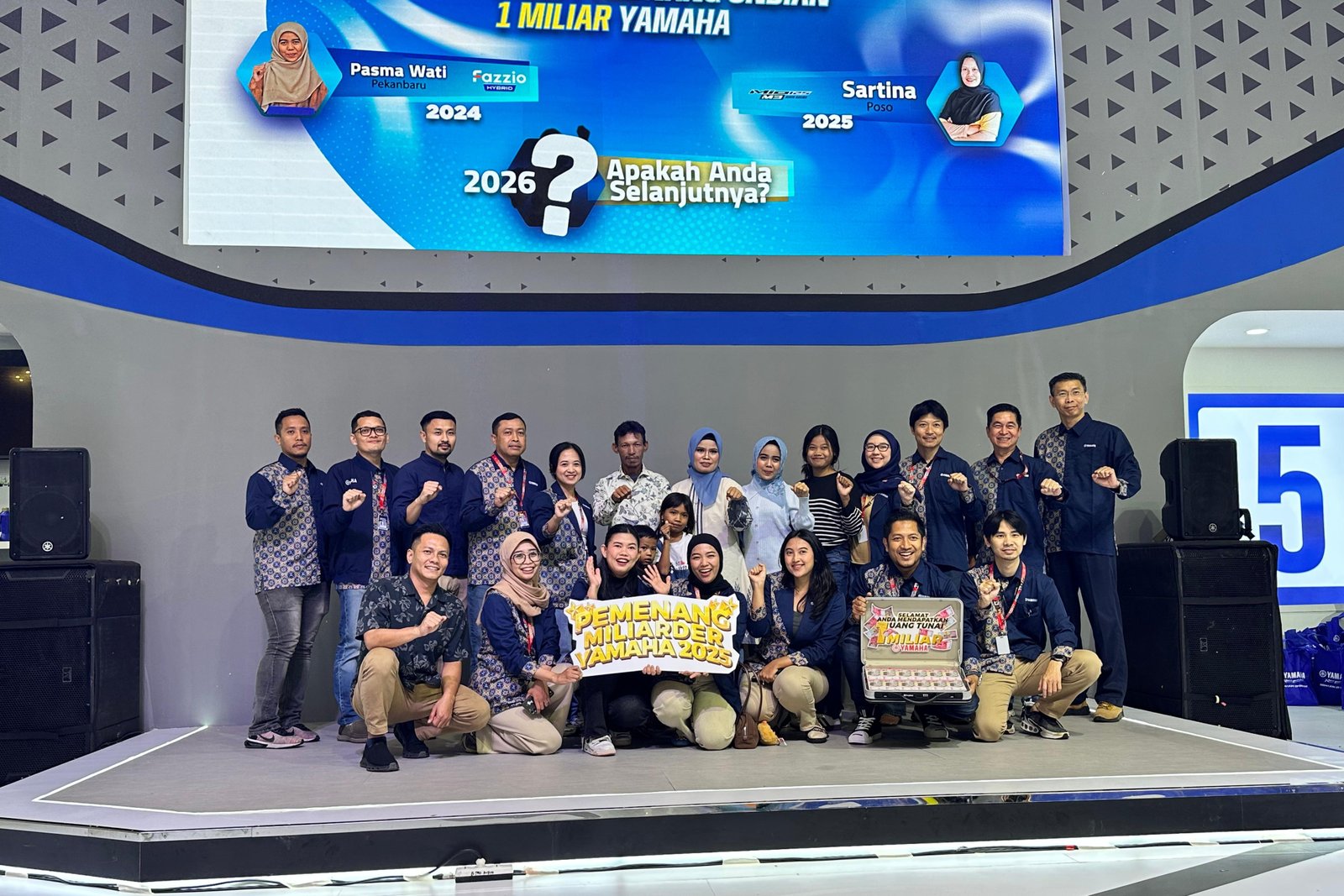 Bukan Main! Yamaha kembali Beri Hadiah 1 Miliar Rupiah untuk Ibu Pengguna Setia Mio M3 Asal Poso di Event IMOS 2025