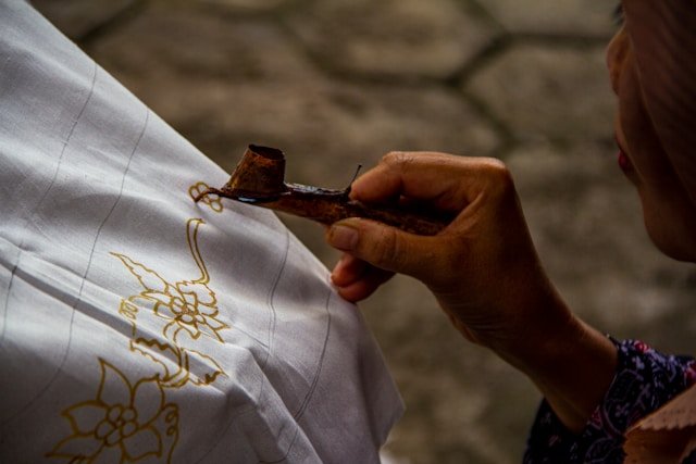 Kenali 4 Daerah Penghasil Batik Terbesar di Indonesia, Yuk!