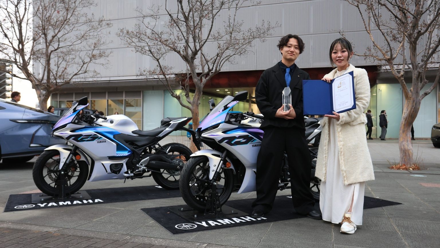 Yamaha YZF-R3/R25 Produksi Yamaha Indonesia, Raih Penghargaan Internasional Prestisius di Jepang