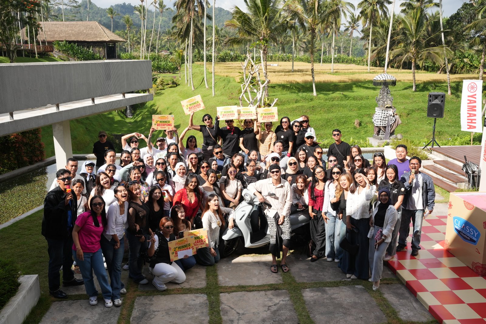 Seru Sajan! Ratusan Anak Muda Bali Hangout Bareng Yamaha Grand Filano Hybrid dan Baskara Mahendra